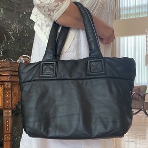 Black tote bag